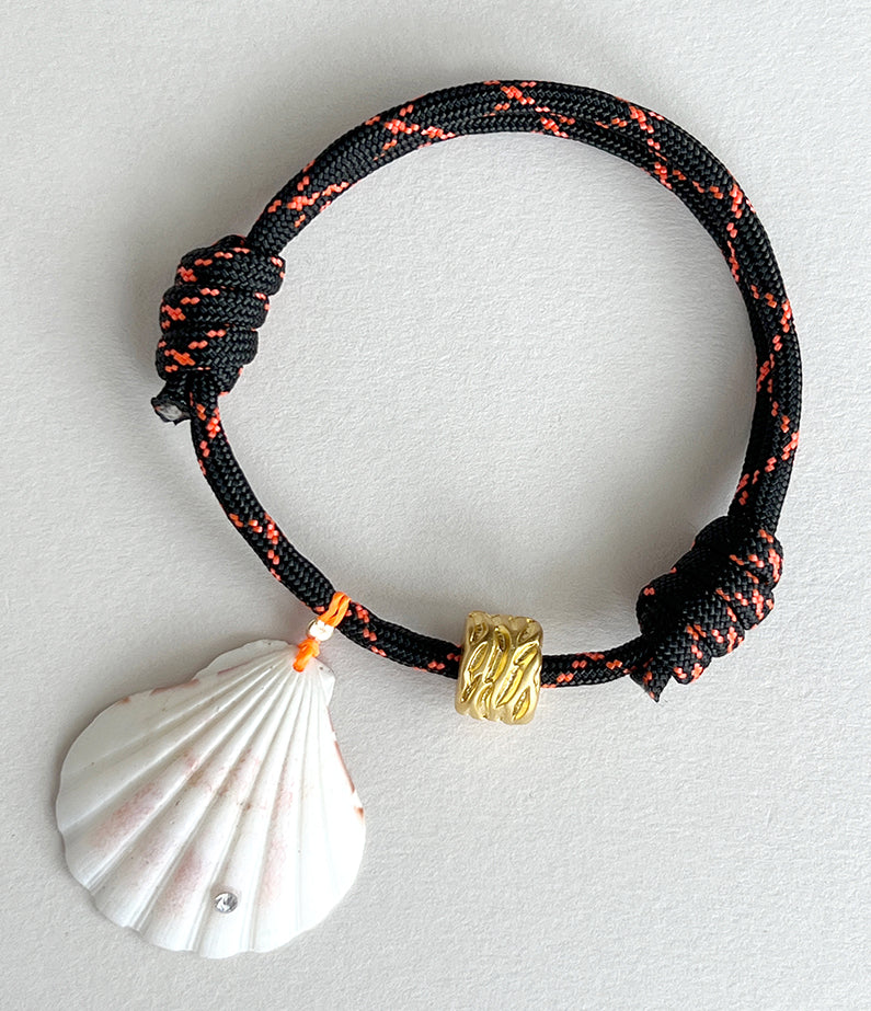 hencla x A+Co - Series lll PARAdise bracelet no.4