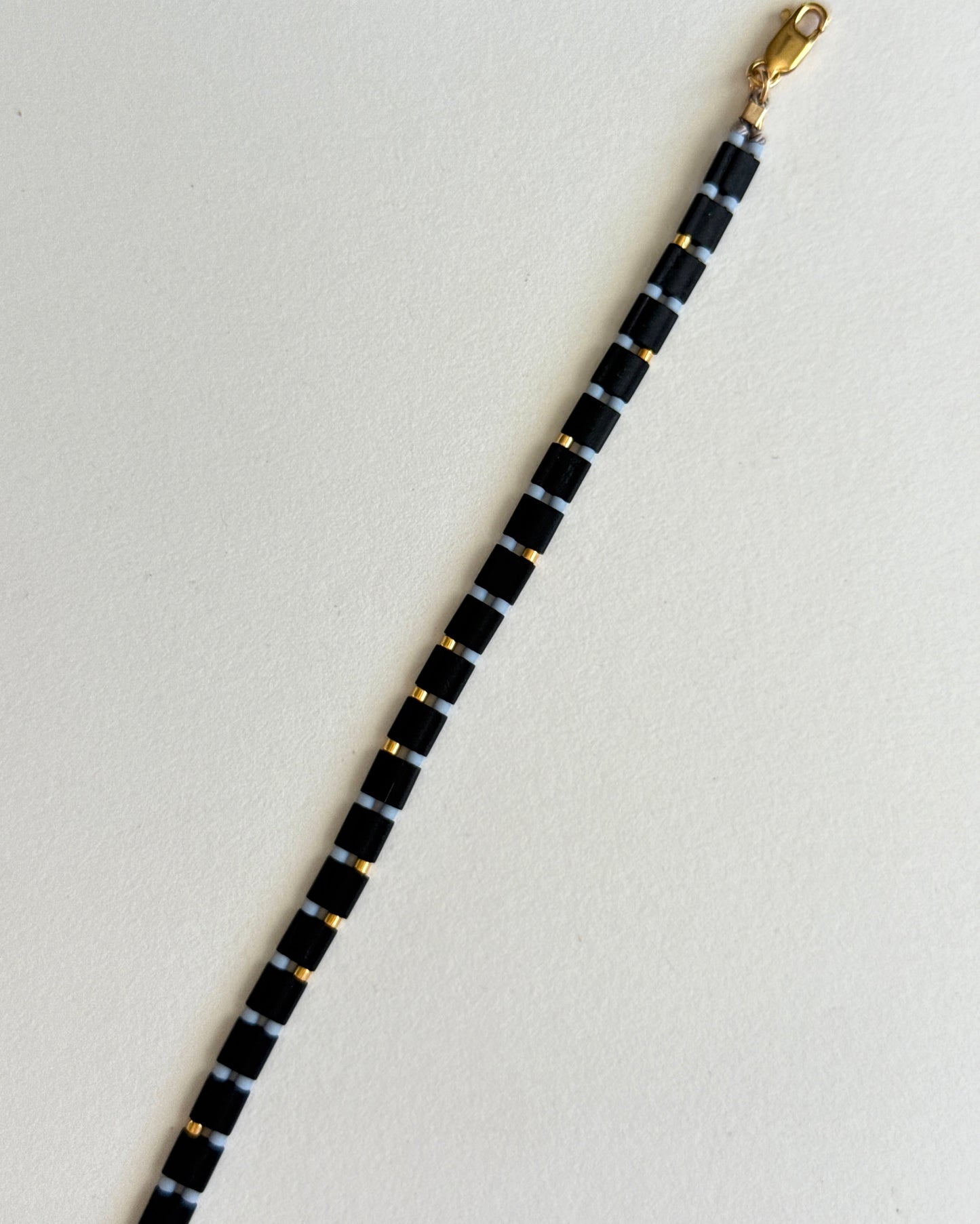 Archive Piece 116B ~ bracelet black/blue