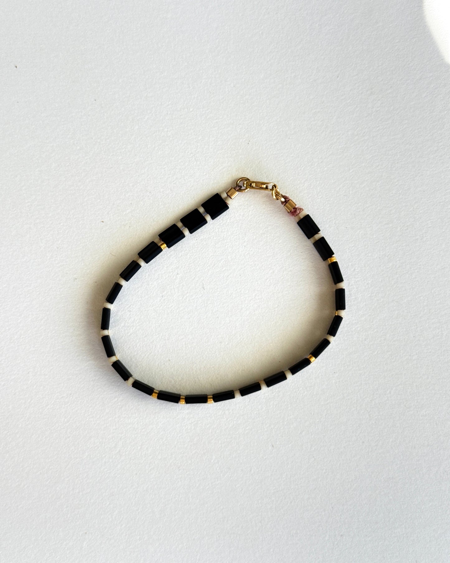 Archive Piece 116A ~ bracelet black/cream