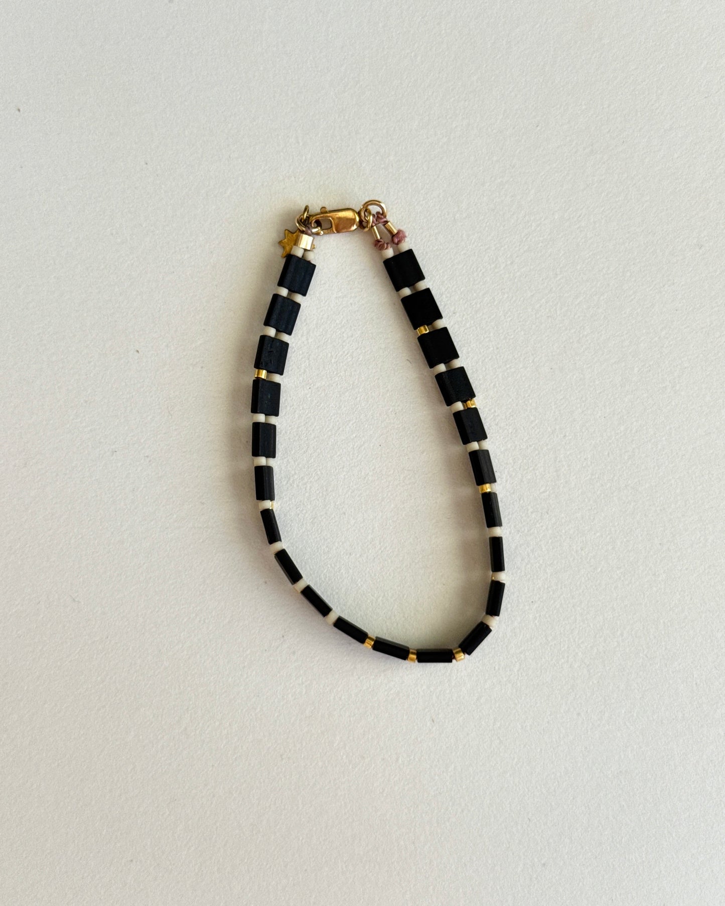 Archive Piece 116A ~ bracelet black/cream