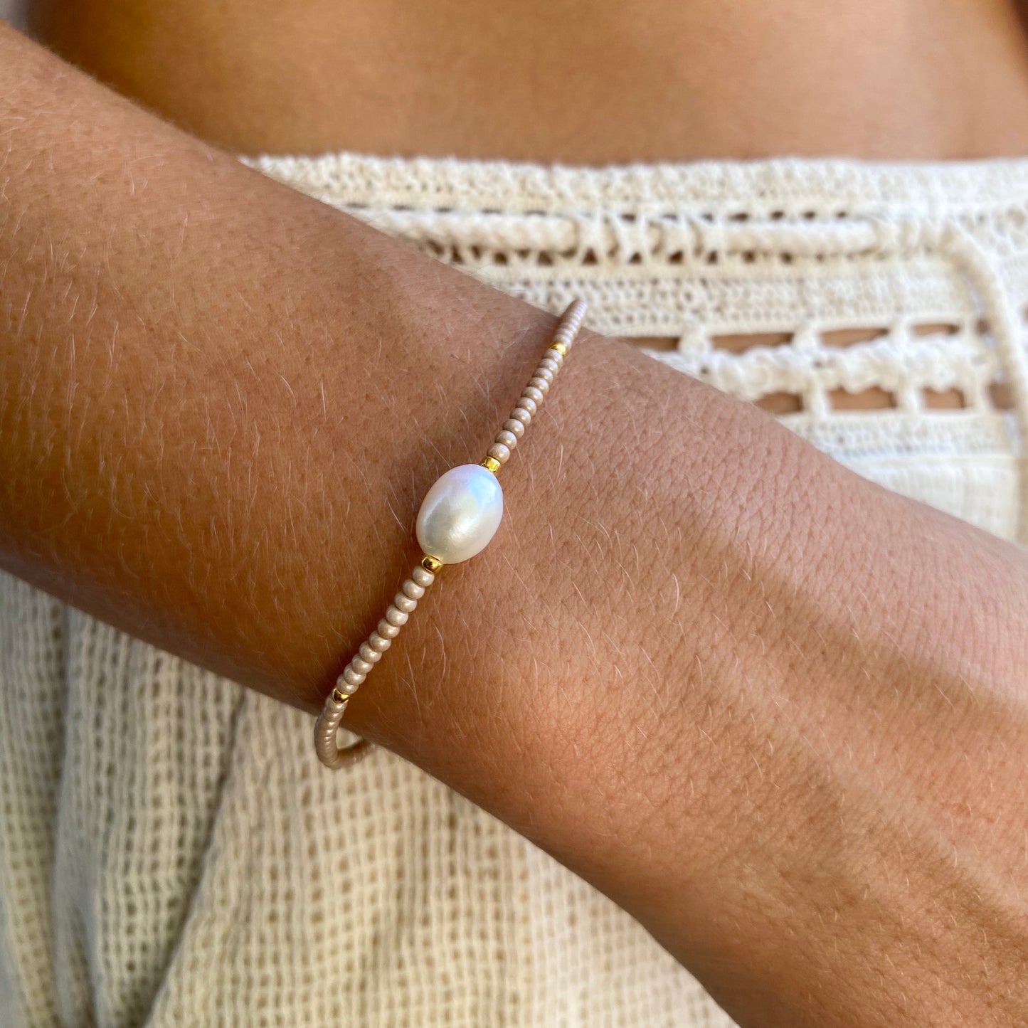 1 Pearl Gold Fine Bead Bracelet - Athena+Co - Jewellery - Jewelry - Beaded - Necklace - Bracelet - Fashion